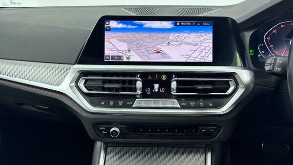 Used BMW 3 Series 2022 for sale - 75361233: Photo 8