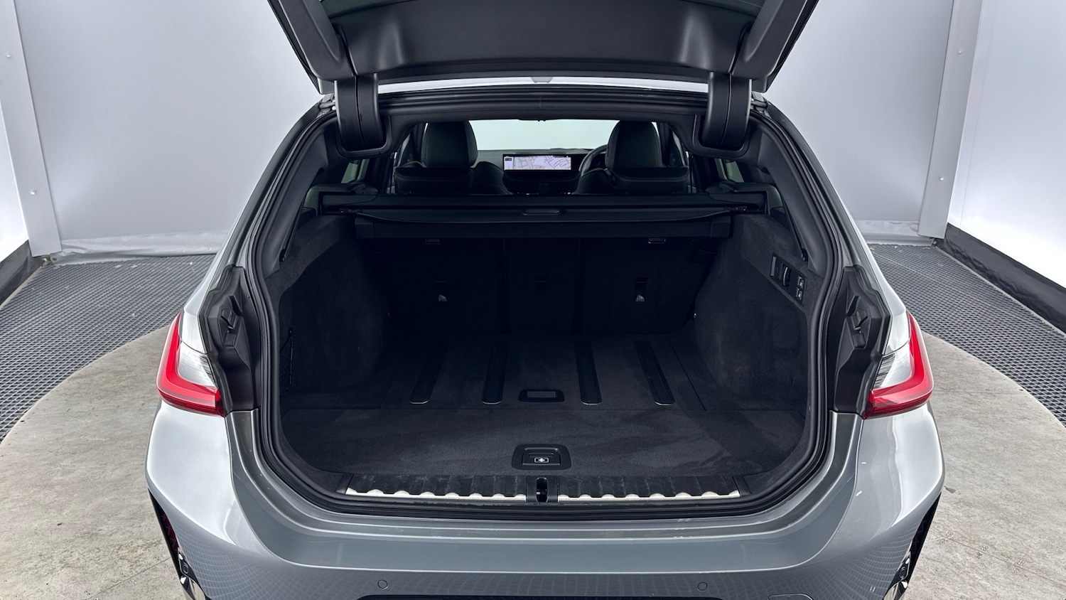 Used BMW 3 Series 2024 for sale - 76507268: Photo 13