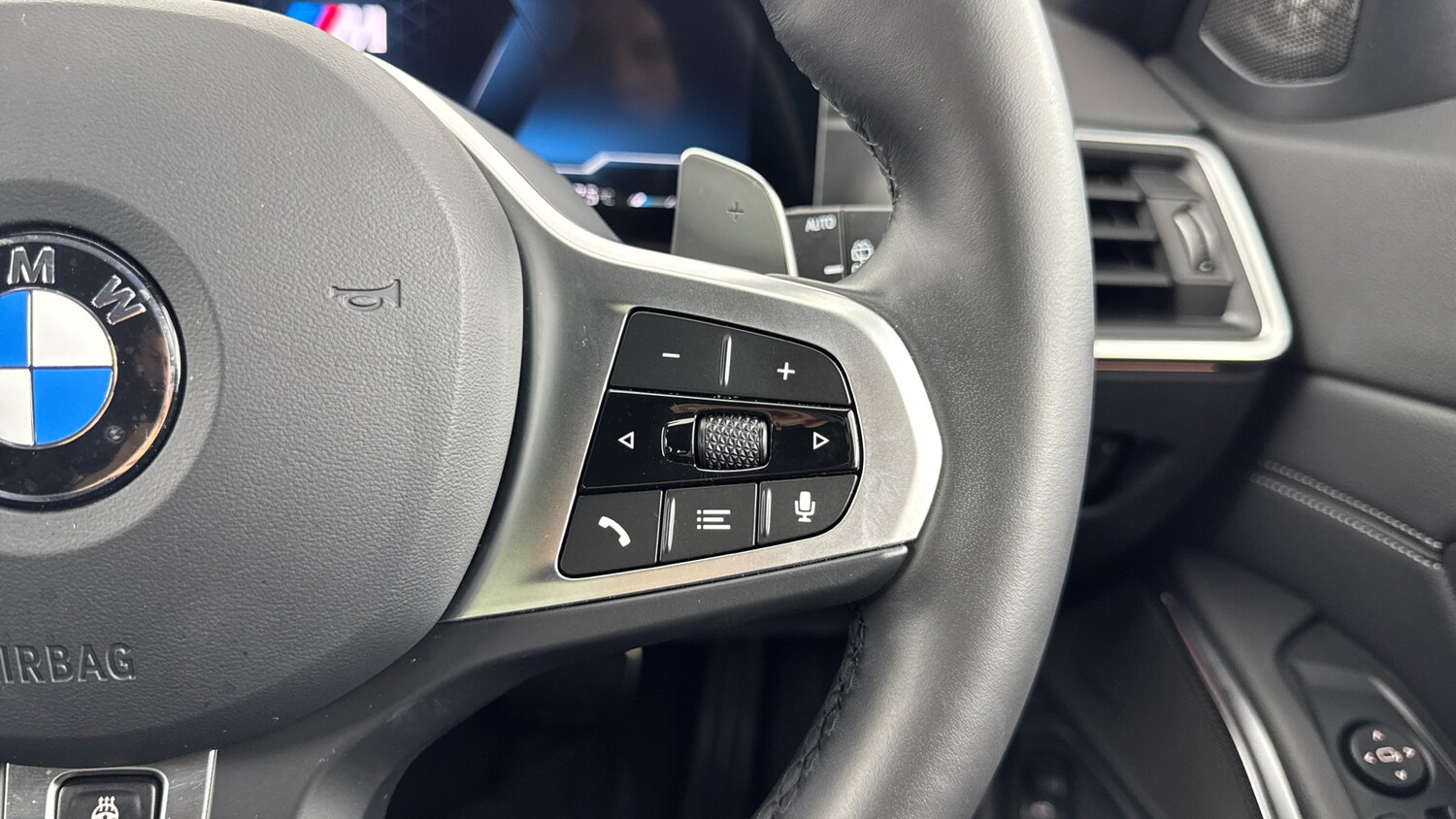 Used BMW 3 Series 2024 for sale - 76507268: Photo 18