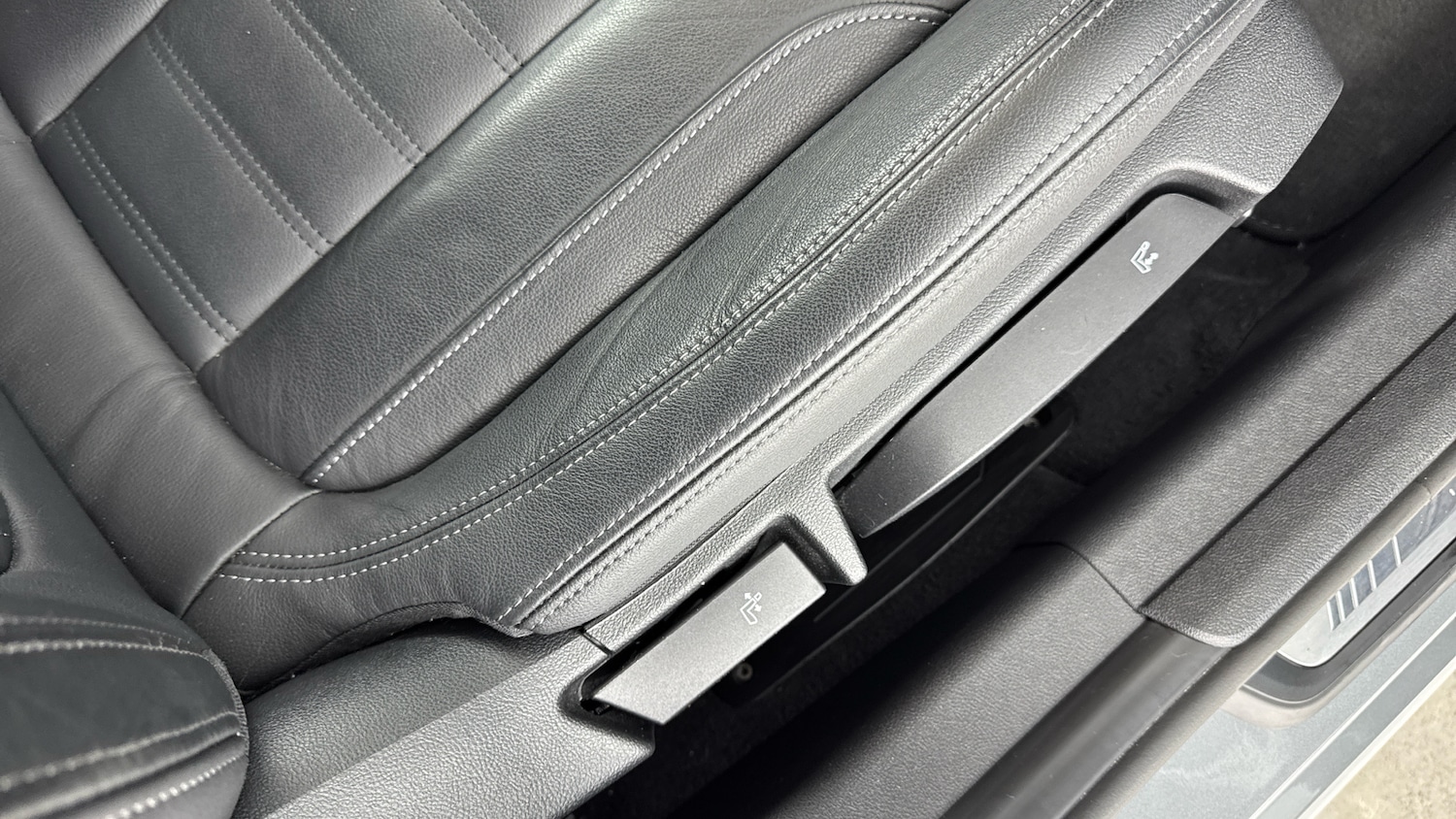 Used BMW 3 Series 2024 for sale - 76507268: Photo 30