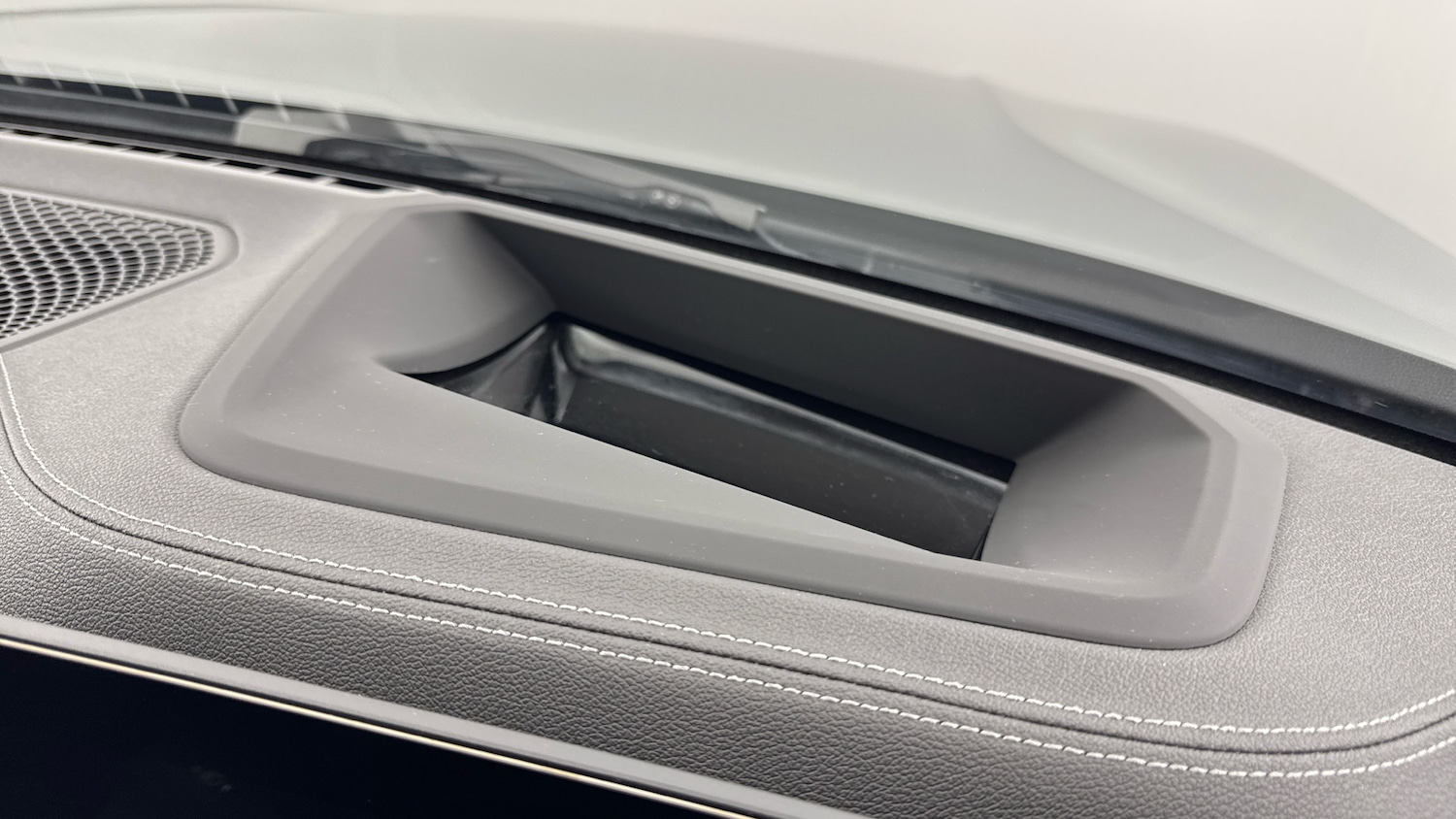 Used BMW 3 Series 2024 for sale - 76507268: Photo 33