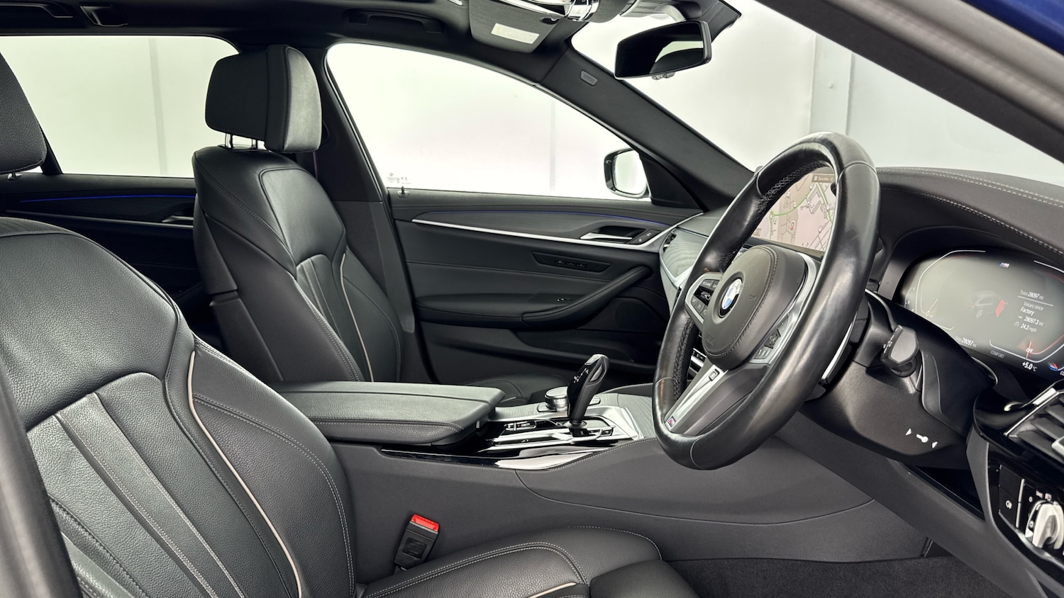 Used BMW 5 Series 2023 for sale - 77518945: Photo 11