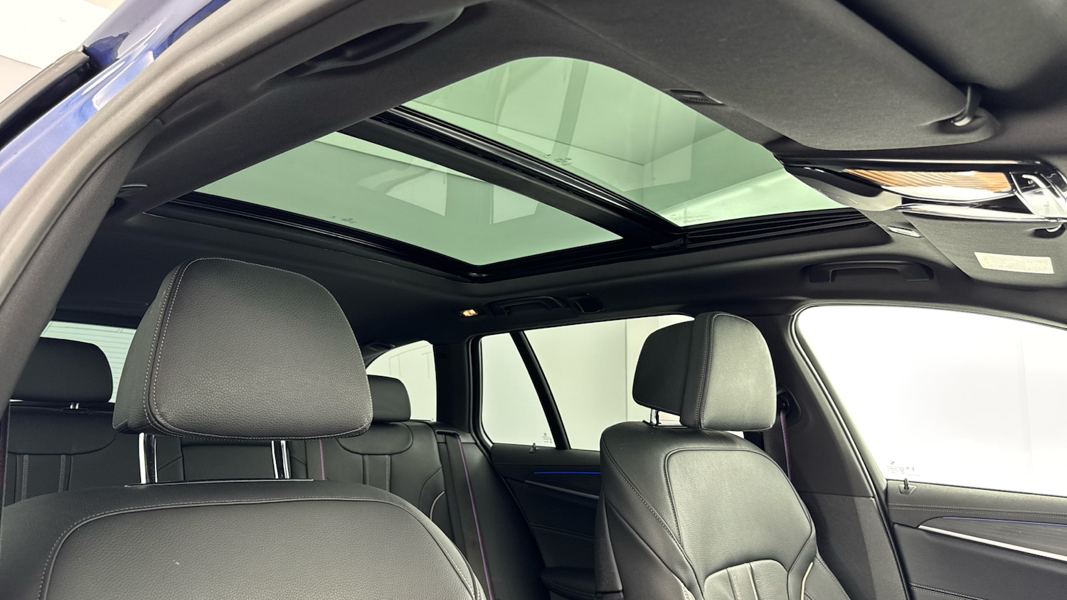 Used BMW 5 Series 2023 for sale - 77518945: Photo 17