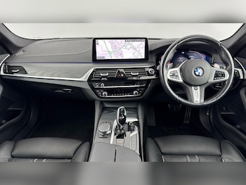 Used BMW 5 Series 2023 for sale - 77518945: Photo
