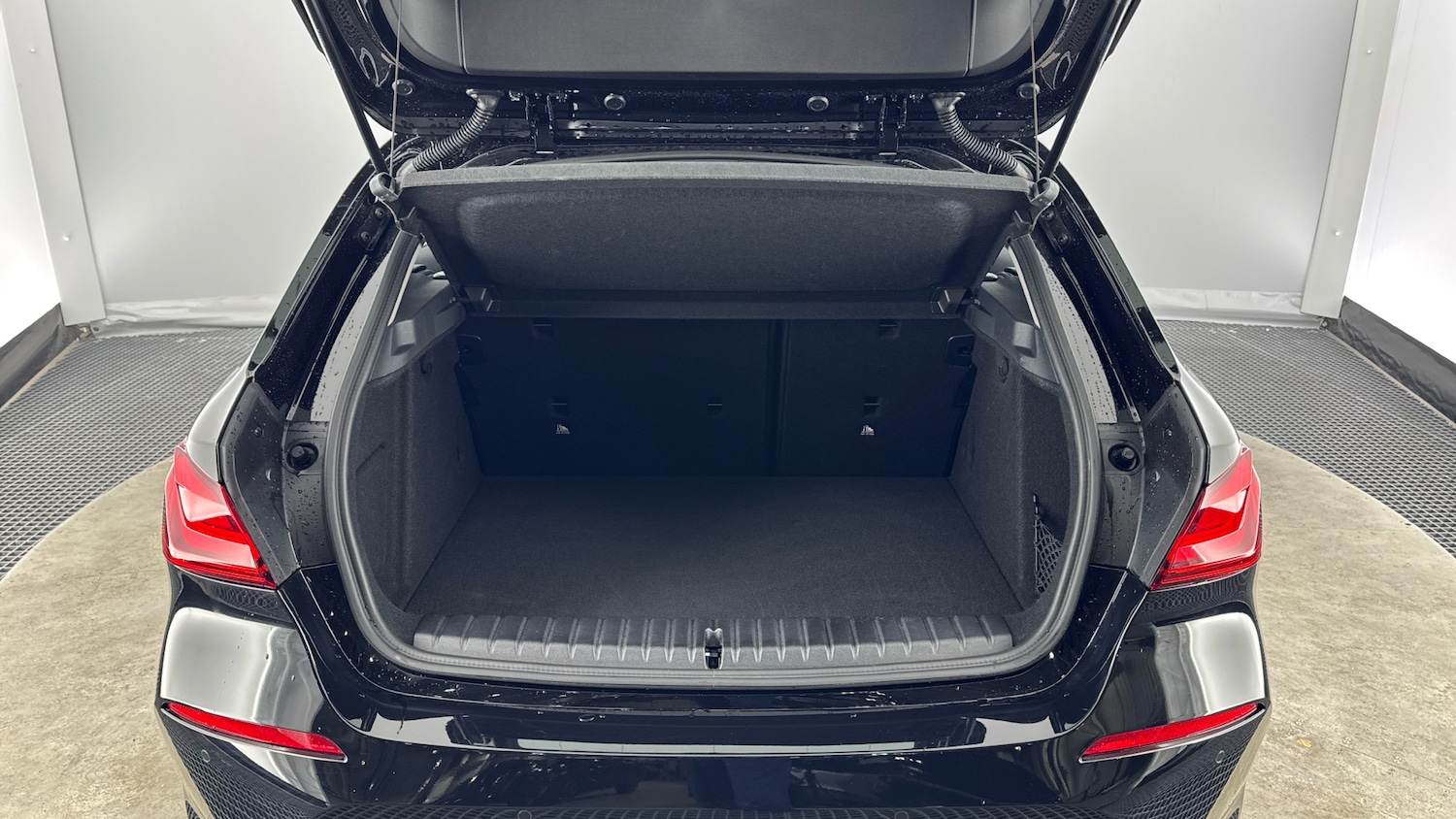 Used BMW 1 Series 2024 for sale - 77367515: Photo 13