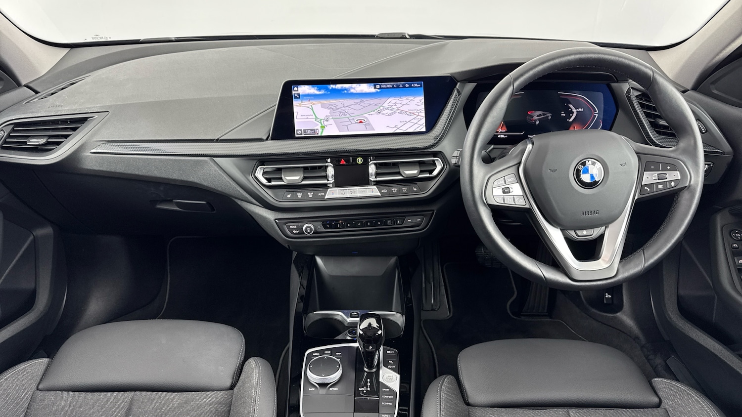 Used BMW 1 Series 2024 for sale - 77367515: Photo 4