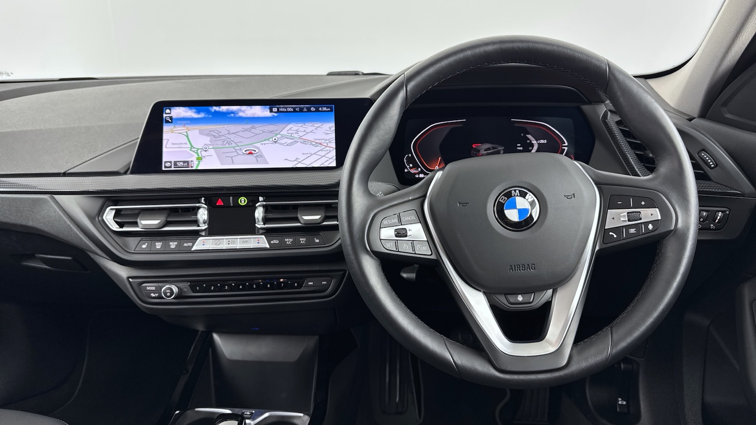 Used BMW 1 Series 2024 for sale - 77367515: Photo 5