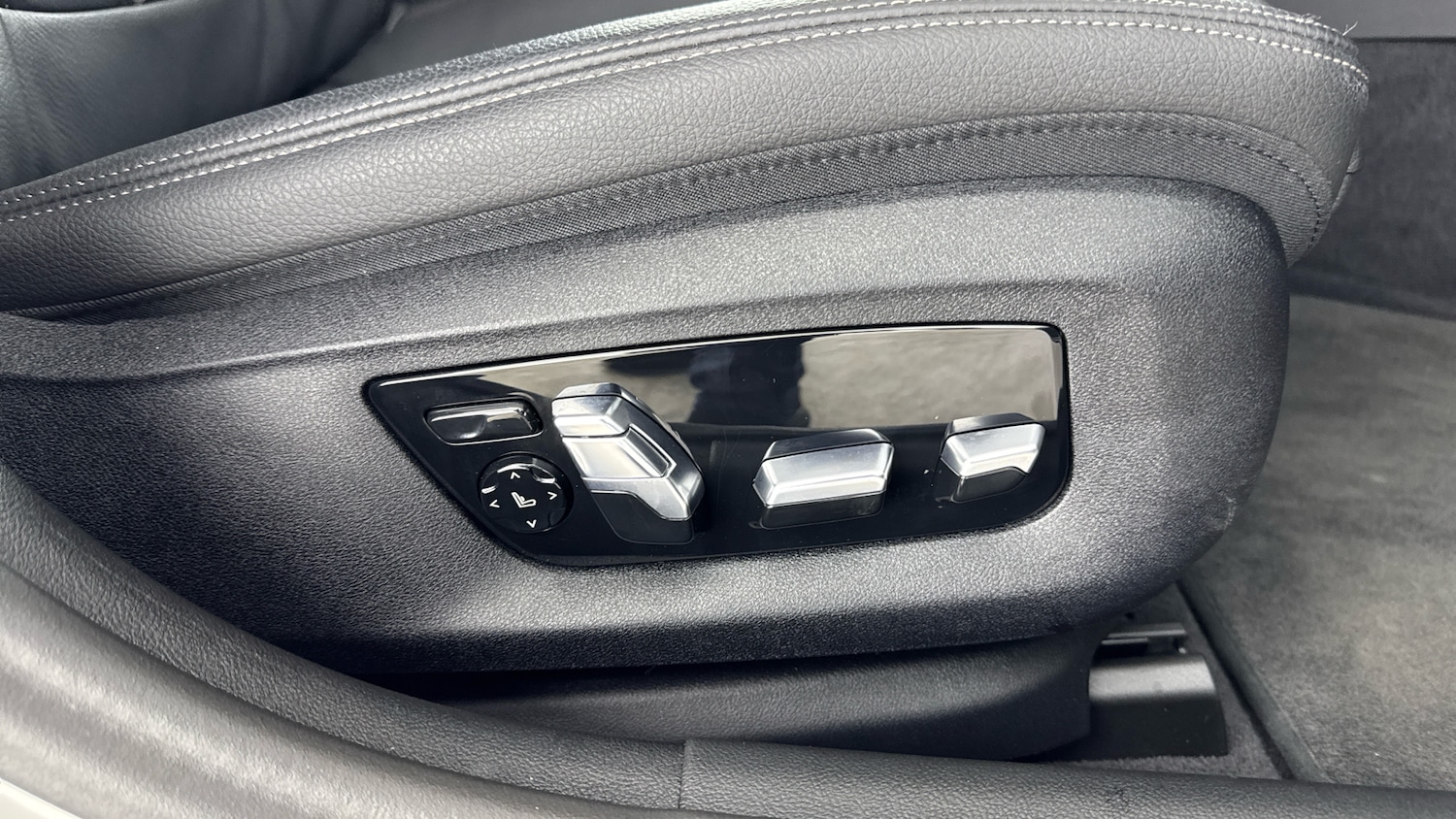 Used BMW 5 Series 2022 for sale - 77337495: Photo 19