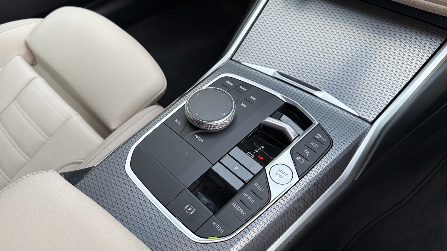 Used BMW 3 Series 2025 for sale - 77061536: Photo 10