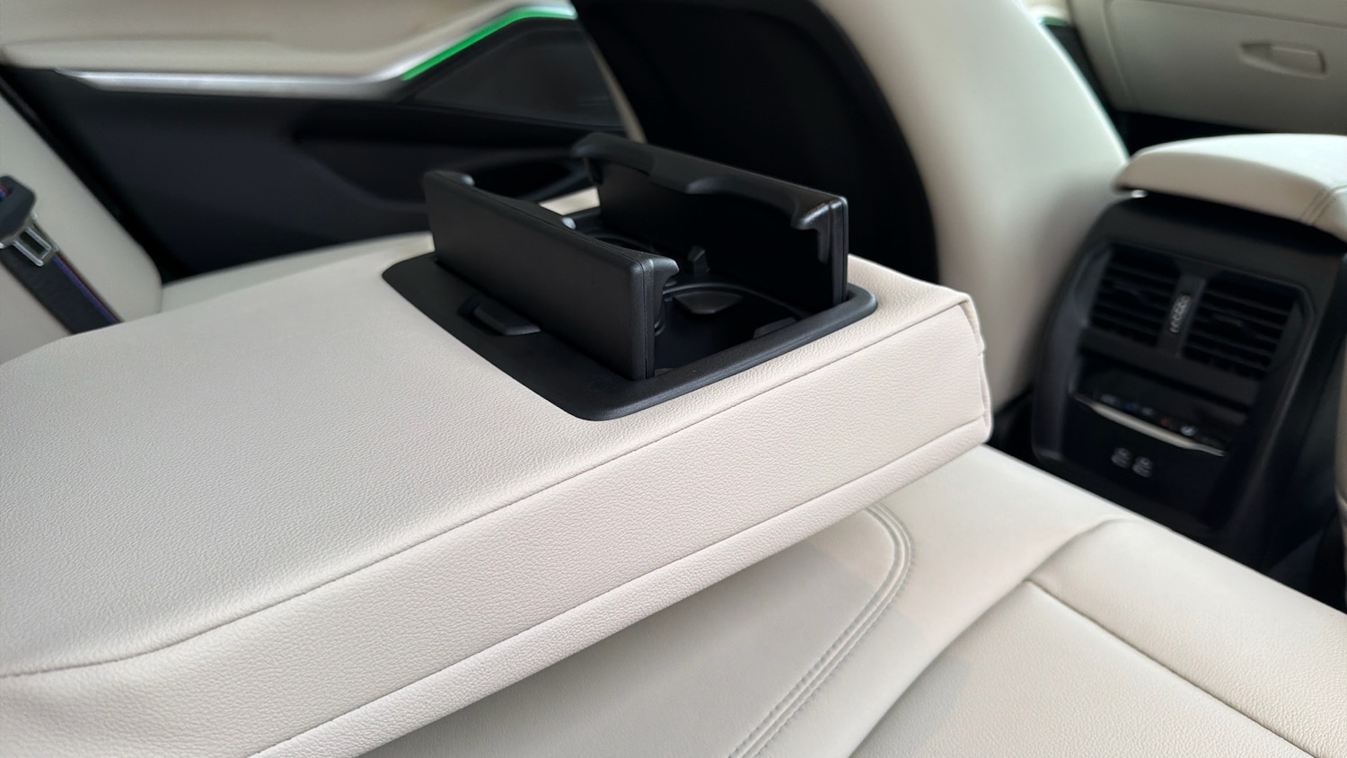 Used BMW 3 Series 2025 for sale - 77061536: Photo 41