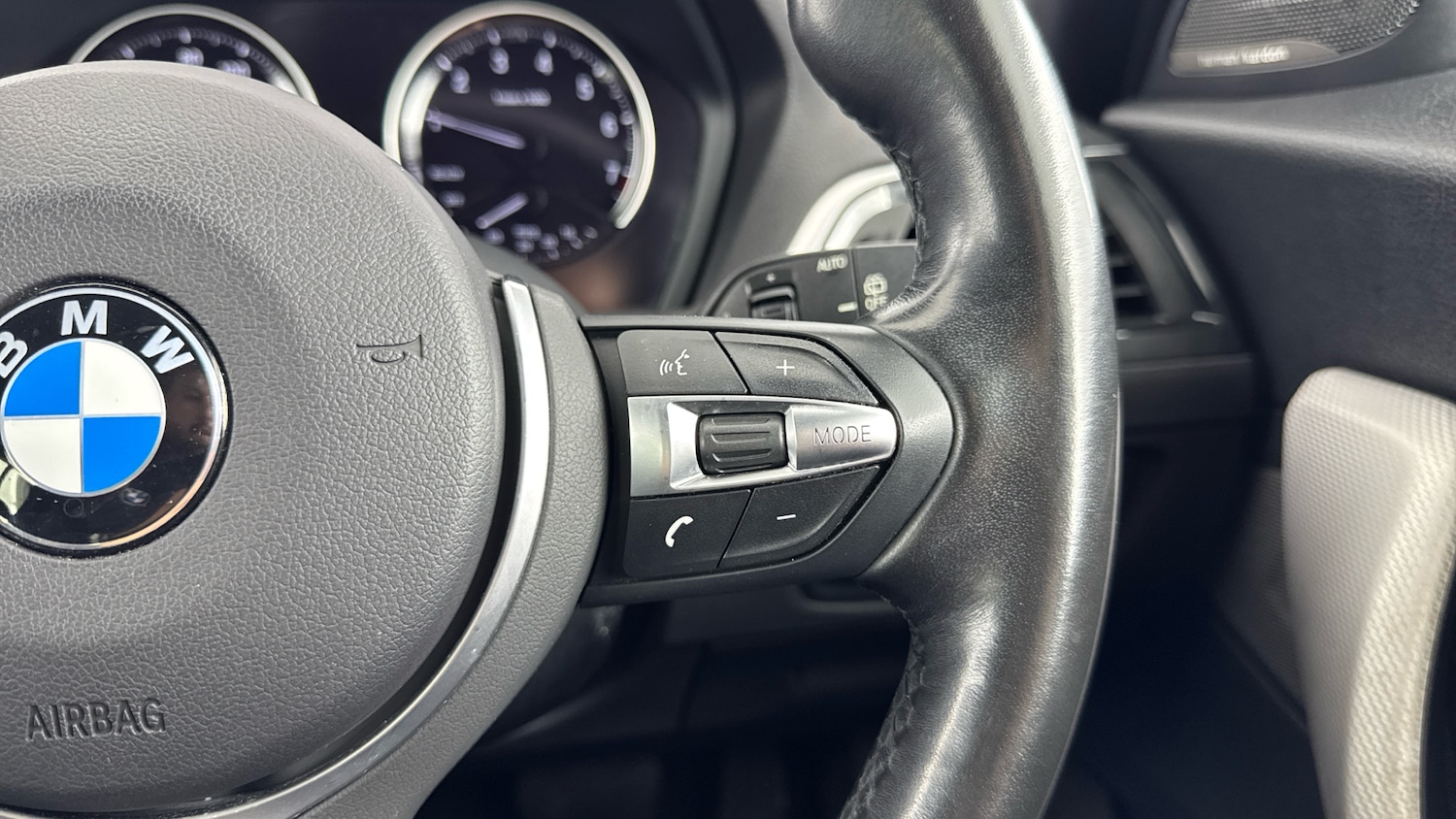 Used BMW 1 Series 2019 for sale - 76694200: Photo 18