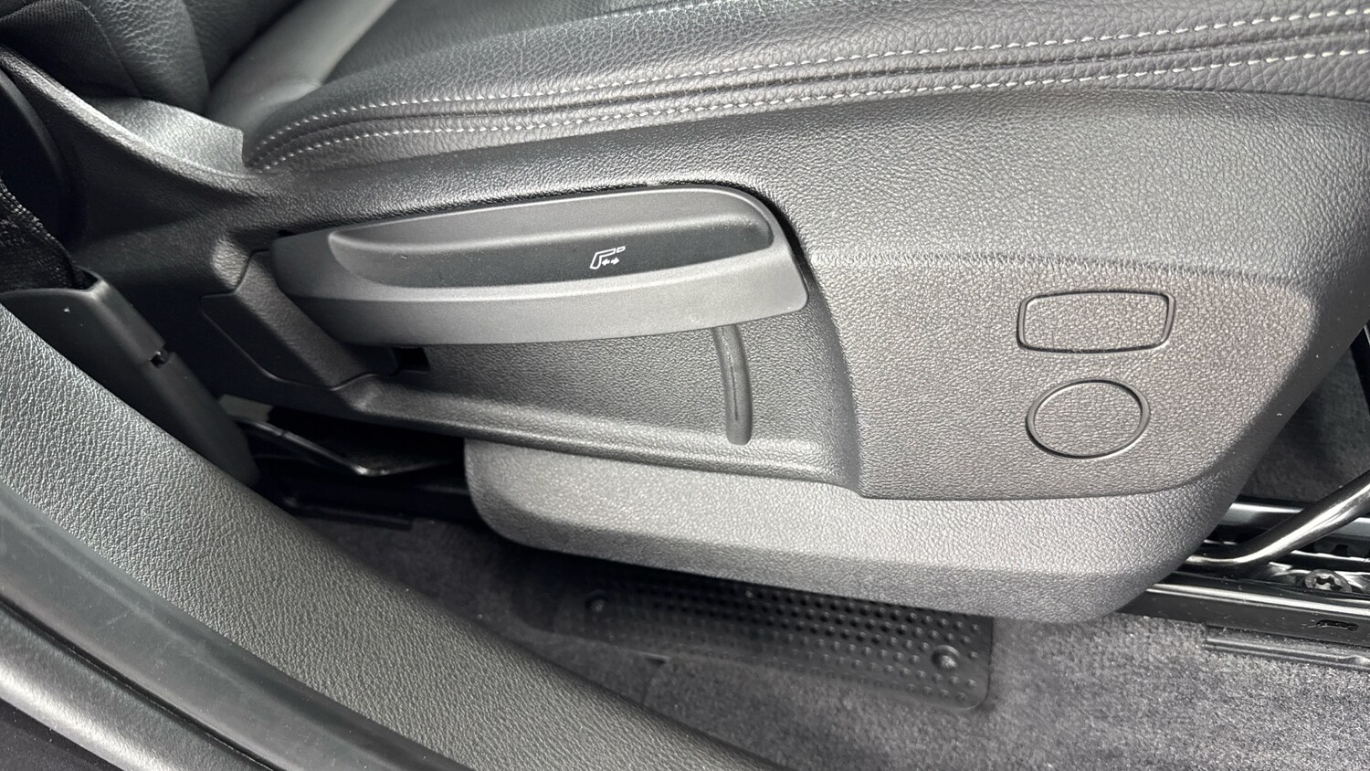 Used BMW X1 2022 for sale - 77180650: Photo 43