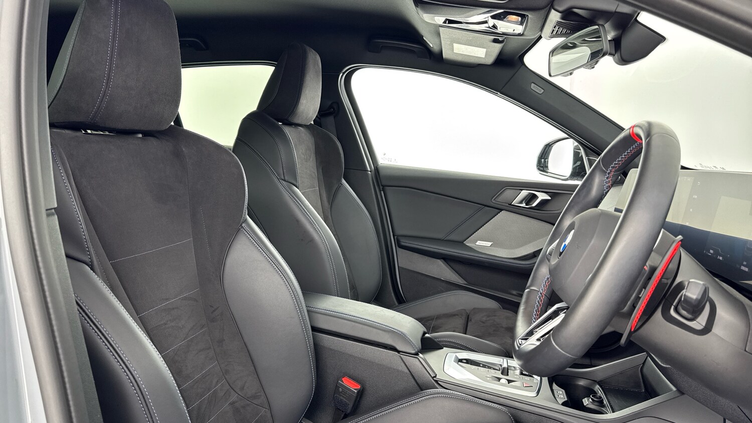 Used BMW 1 Series 2025 for sale - 77917105: Photo 11