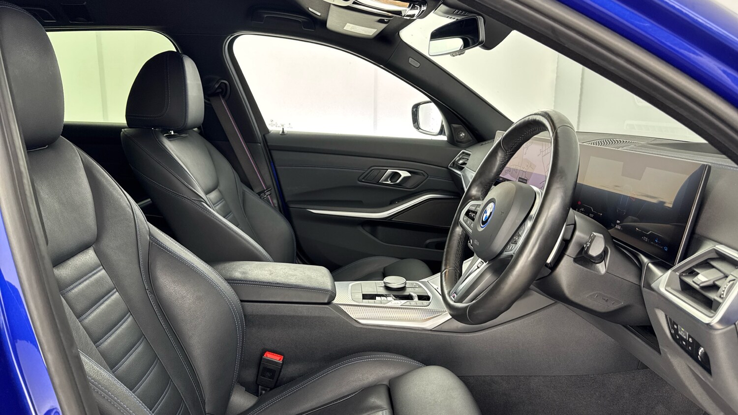 Used BMW 3 Series 2023 for sale - 76749824: Photo 11