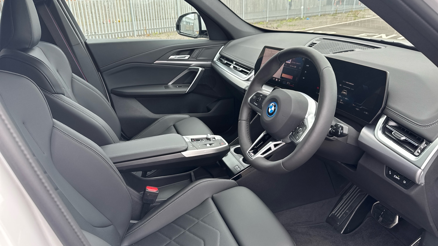 Used BMW iX1 2025 for sale - 76115799: Photo 6