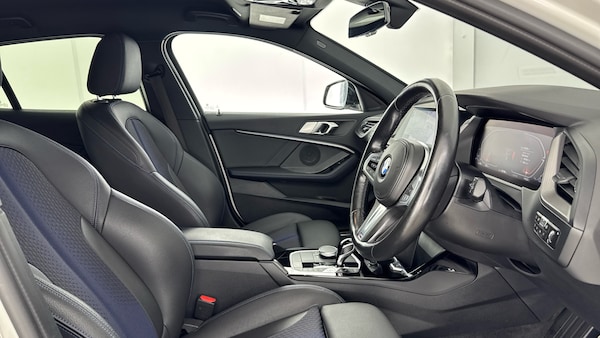 Used BMW 1 Series 2022 for sale - 76302847: Photo 11
