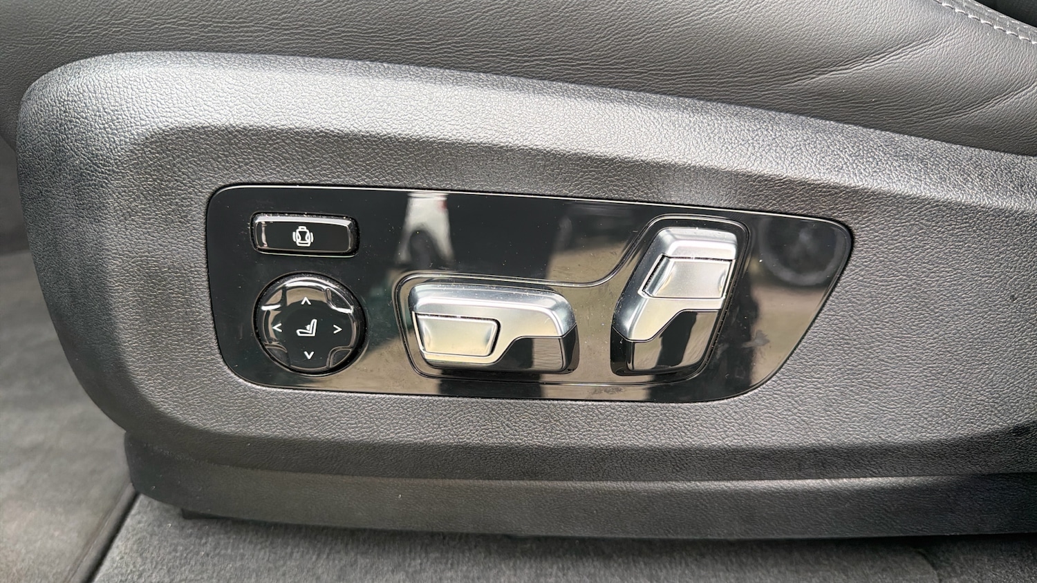 Used BMW X5 M 2025 for sale - 77961720: Photo 37