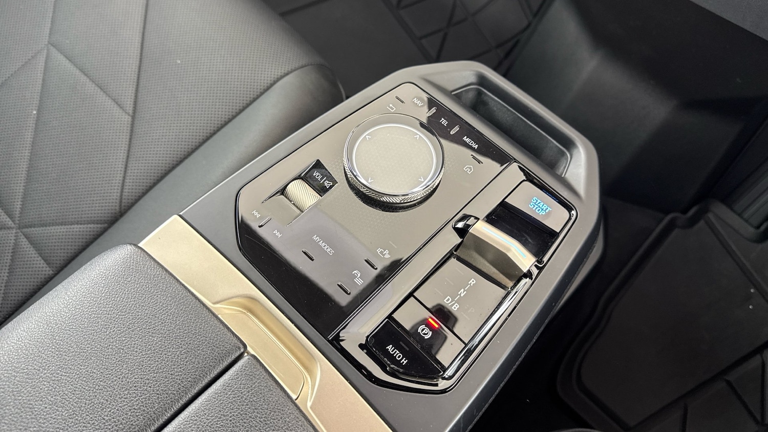 Used BMW iX 2022 for sale - 76946733: Photo 10