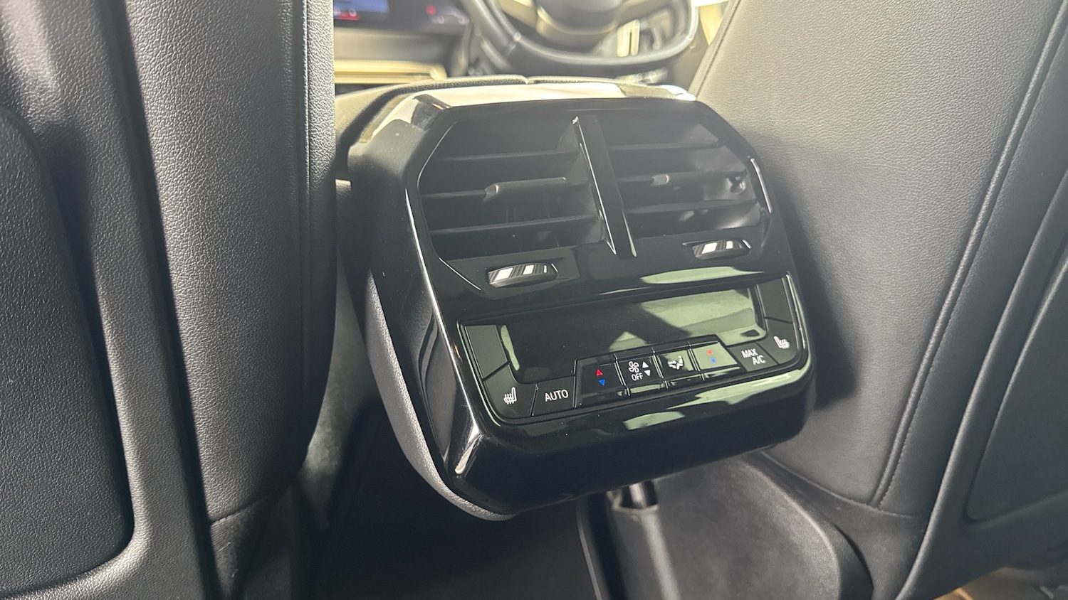 Used BMW iX 2022 for sale - 76946733: Photo 42