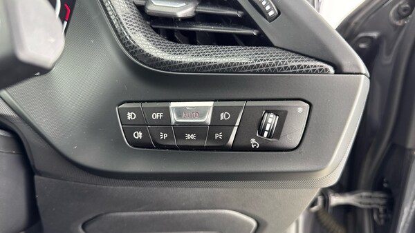 Used BMW 1 Series 2020 for sale - 76070022: Photo 30