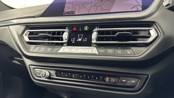 Used BMW 1 Series 2020 for sale - 76070022: Photo 31