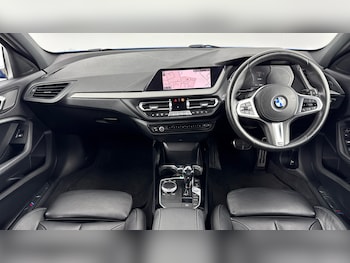 Used BMW 1 Series 2020 for sale - 76412400: Photo
