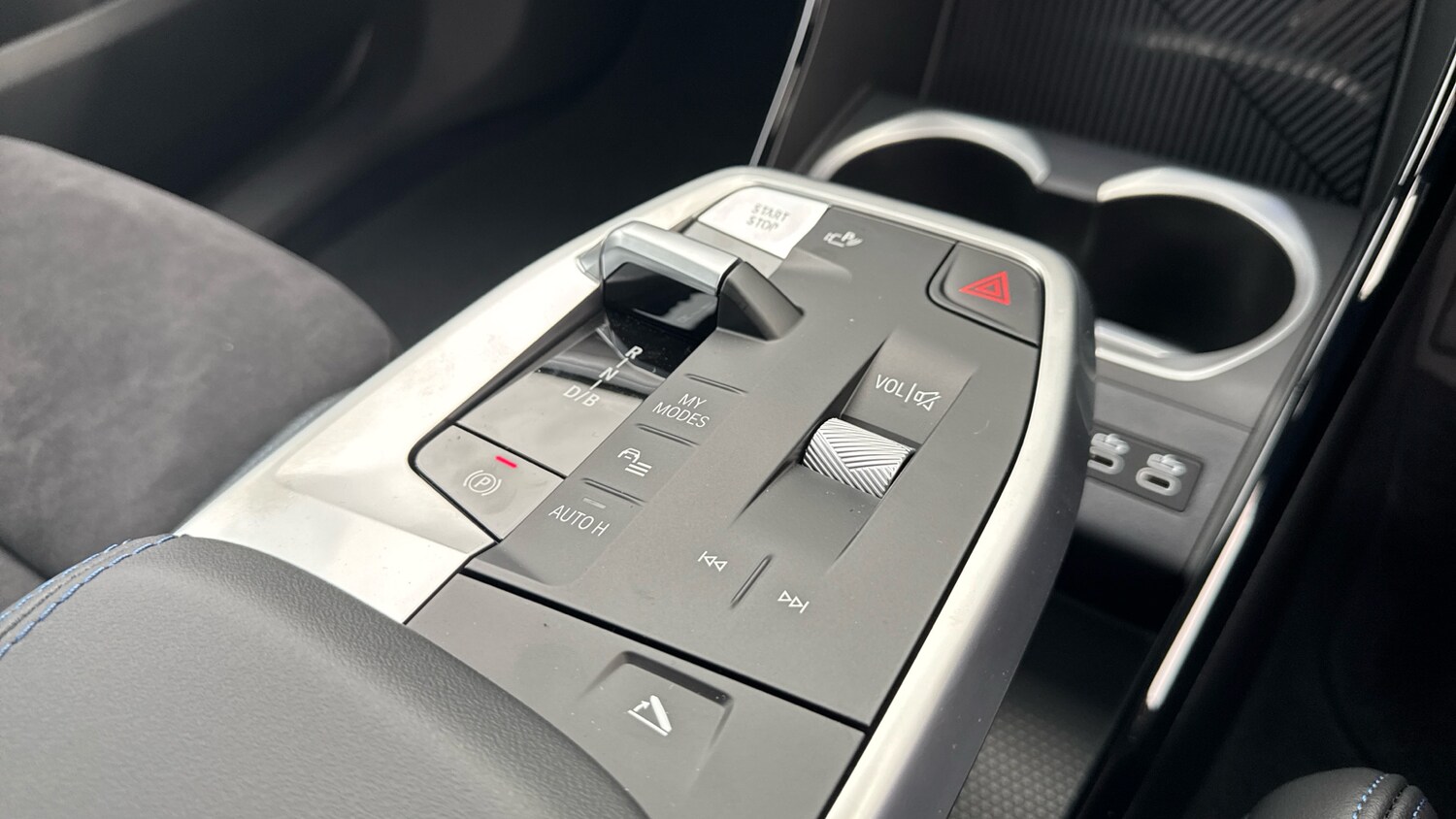 Used BMW iX2 2025 for sale - 77068958: Photo 10