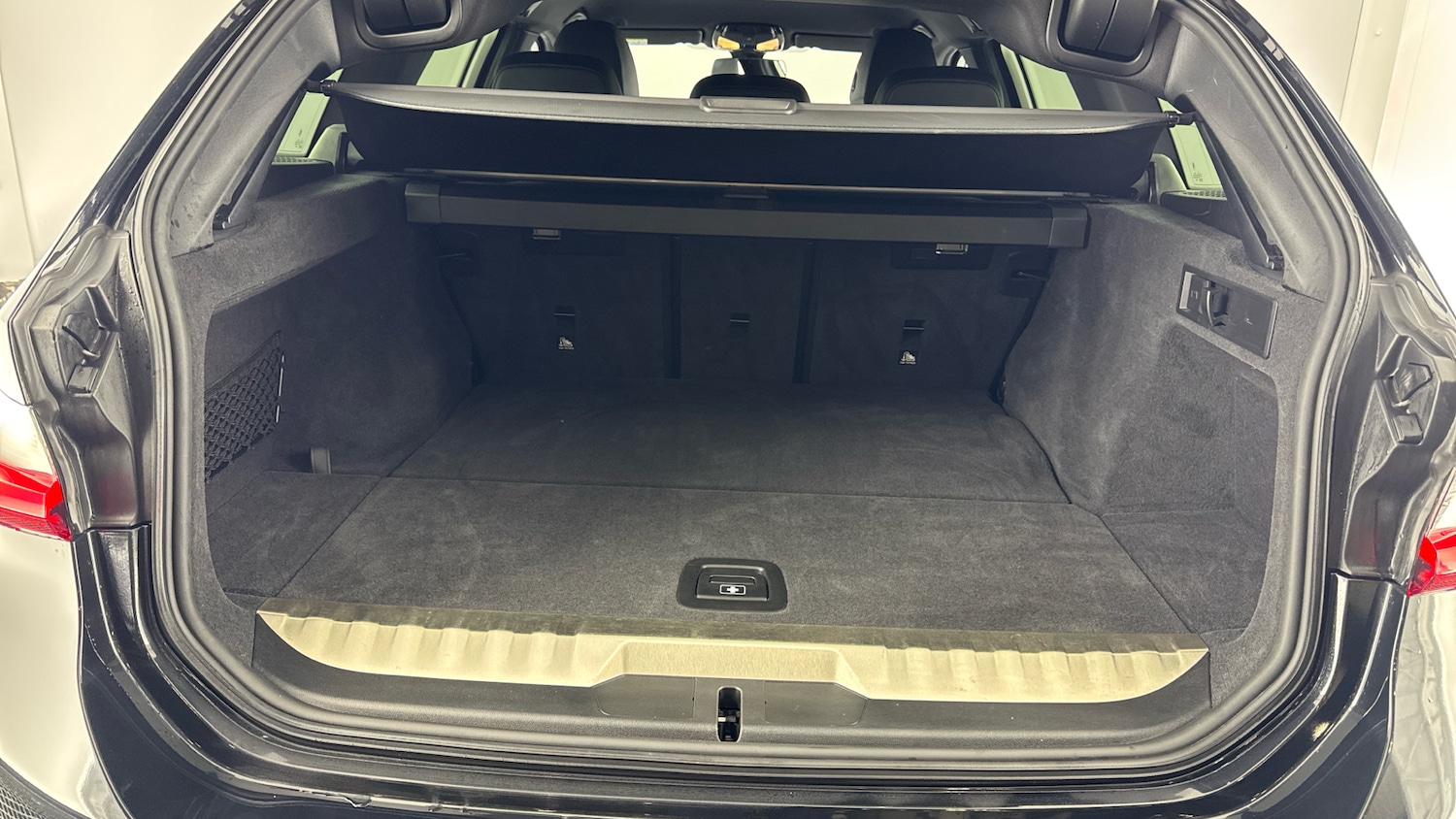 Used BMW 3 Series 2024 for sale - 77851203: Photo 13