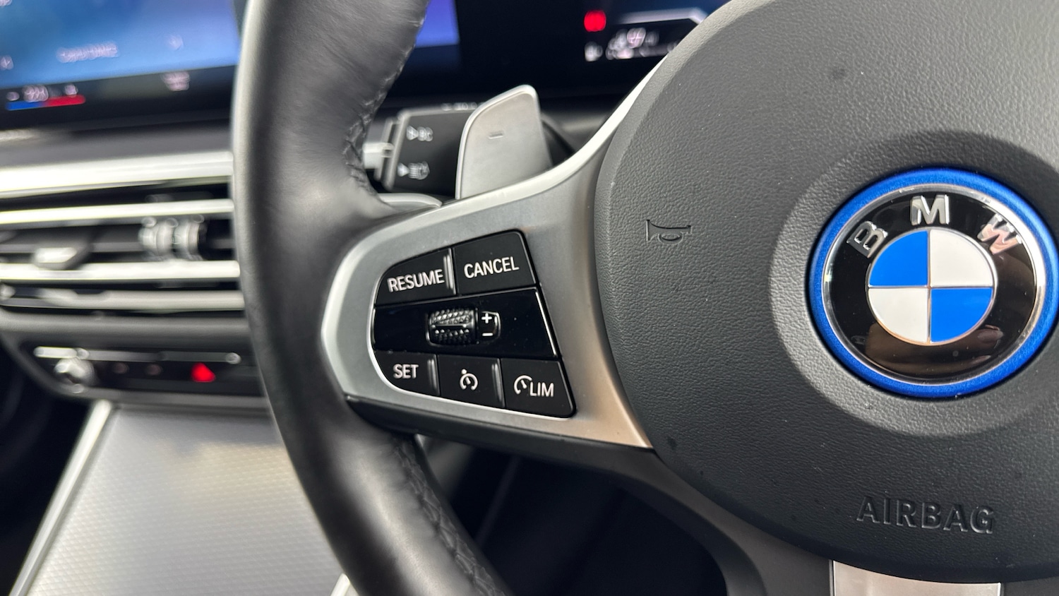 Used BMW 3 Series 2024 for sale - 77851203: Photo 17