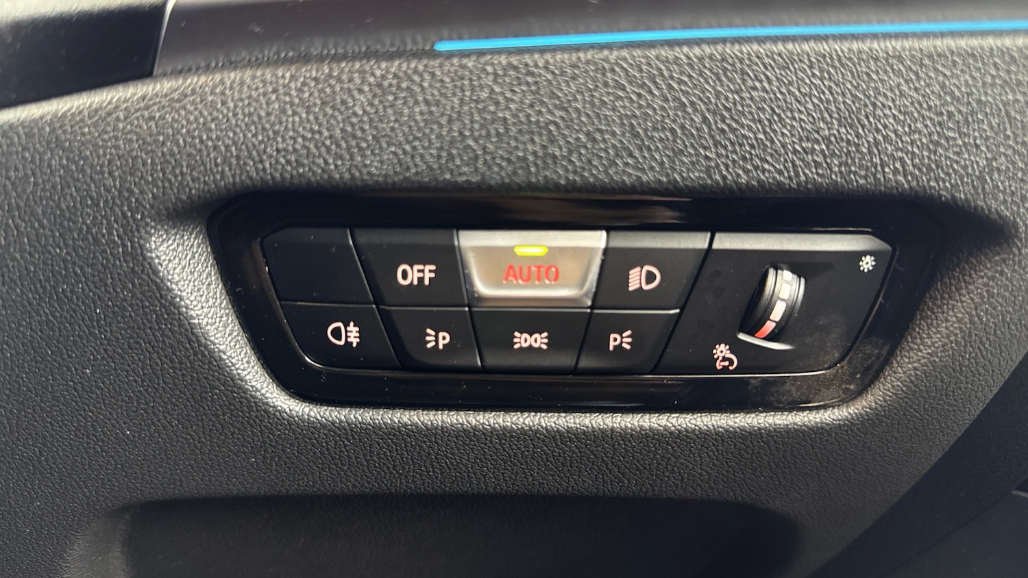 Used BMW 3 Series 2024 for sale - 77851203: Photo 36