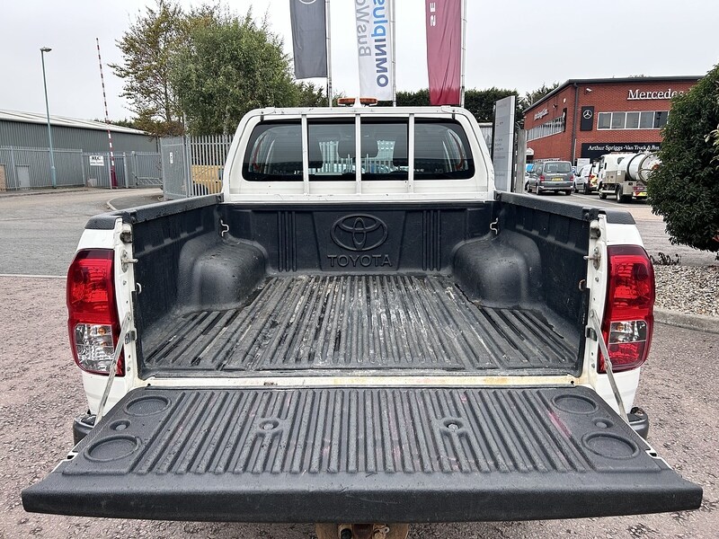 Used Toyota Hilux 2022 for sale - 76334101: Photo 16