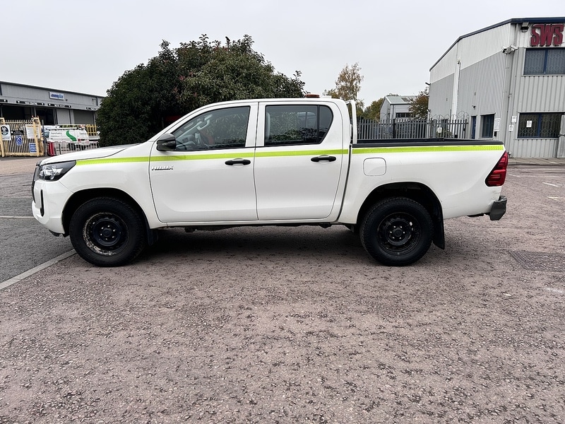 Used Toyota Hilux 2022 for sale - 76334101: Photo 2
