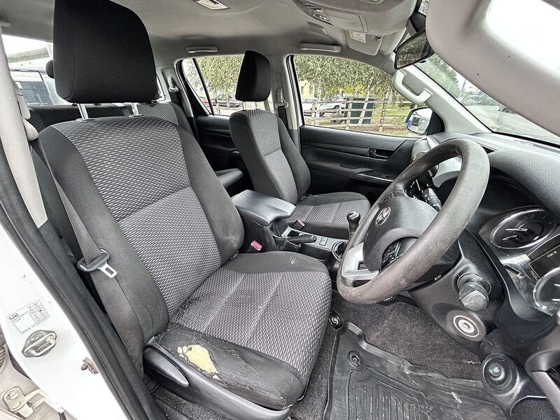 Used Toyota Hilux 2022 for sale - 76334101: Photo 6
