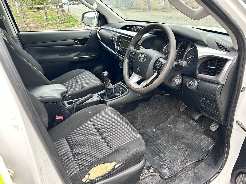 Used Toyota Hilux 2022 for sale - 76334101: Photo 7