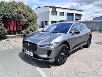 2022 - 400 Black 5-Door