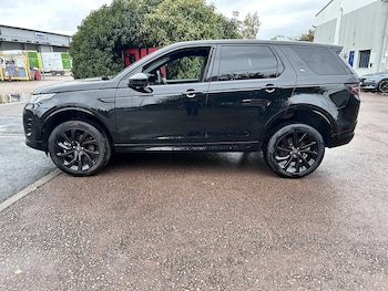 Used Land Rover Discovery Sport 2024 for sale - 76464457: Photo