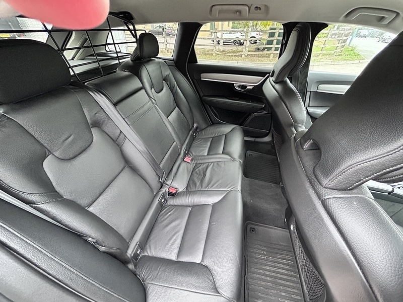 Used Volvo V90 Cross Country 2021 for sale - 76263780: Photo 15