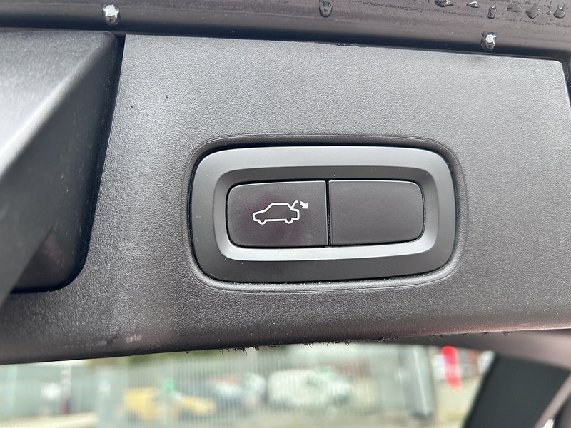Used Volvo V90 Cross Country 2021 for sale - 76263780: Photo 18