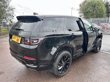 Used Land Rover Discovery Sport 2024 for sale - 76163628: Photo 4