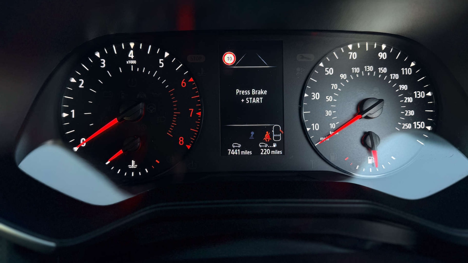 Used Renault Clio 2021 for sale - 77022312: Photo 22