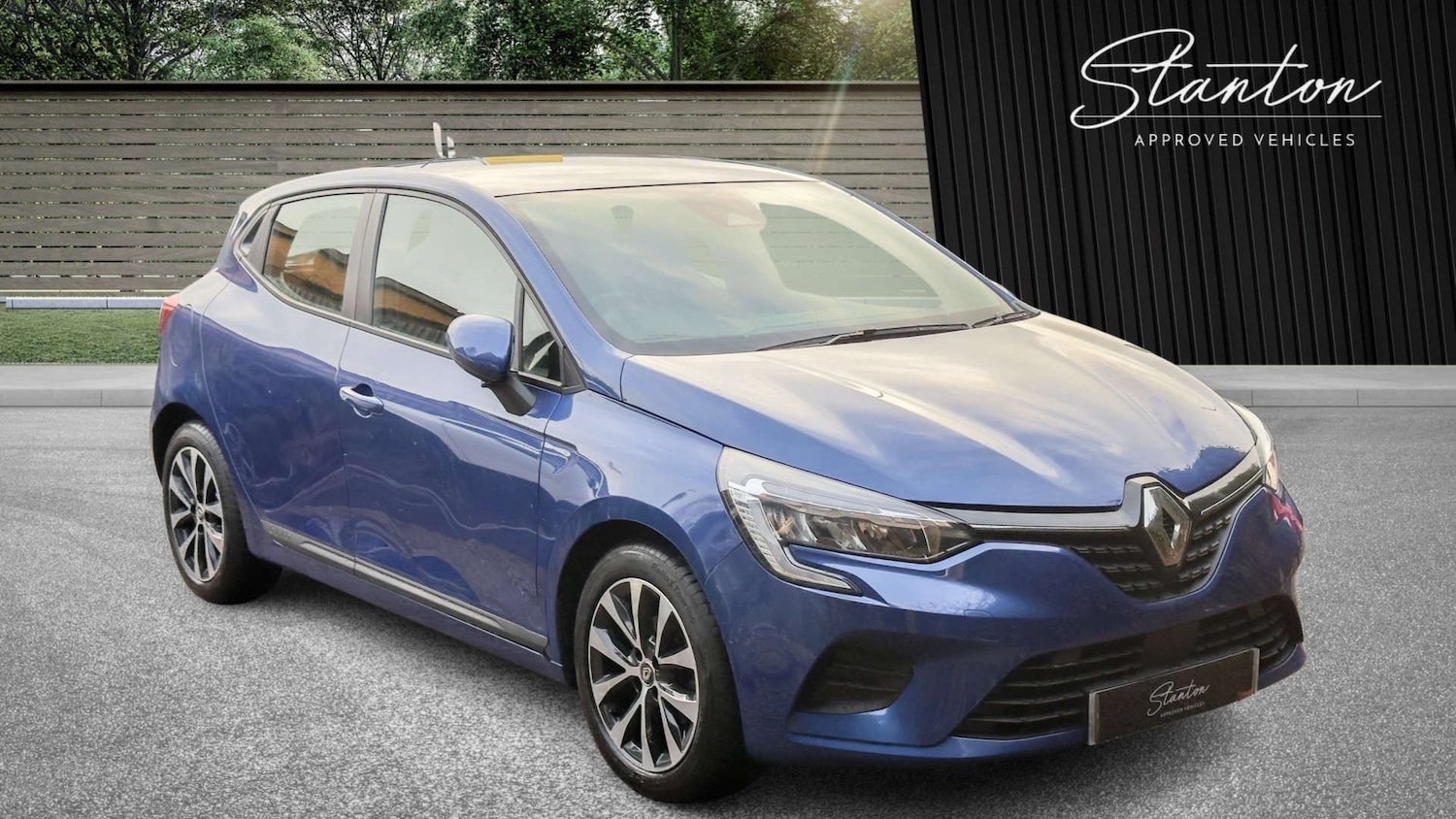 Used Renault Clio 2021 for sale - 77022312: Photo 3