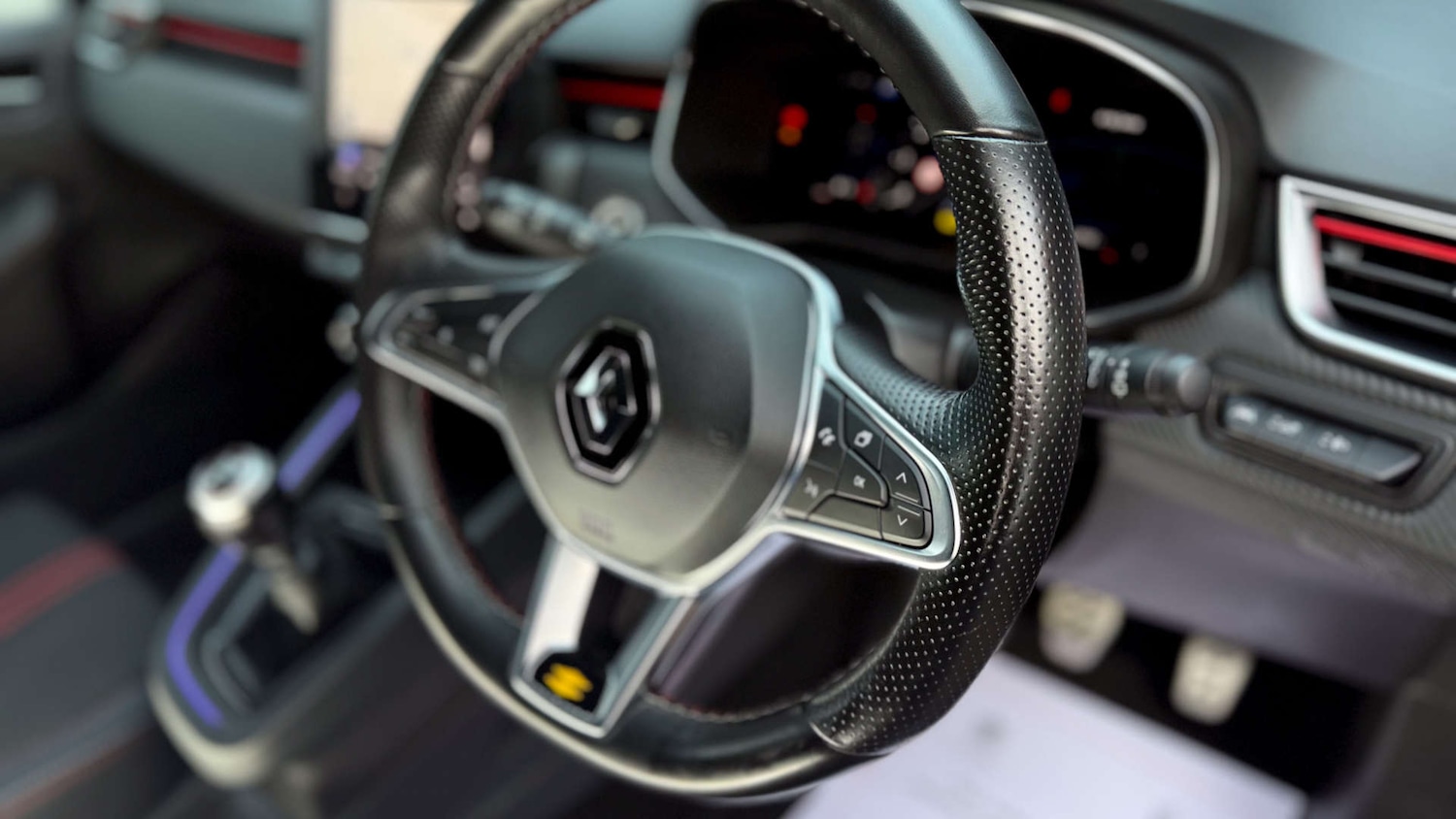 Used Renault Clio 2023 for sale - 77022293: Photo 12