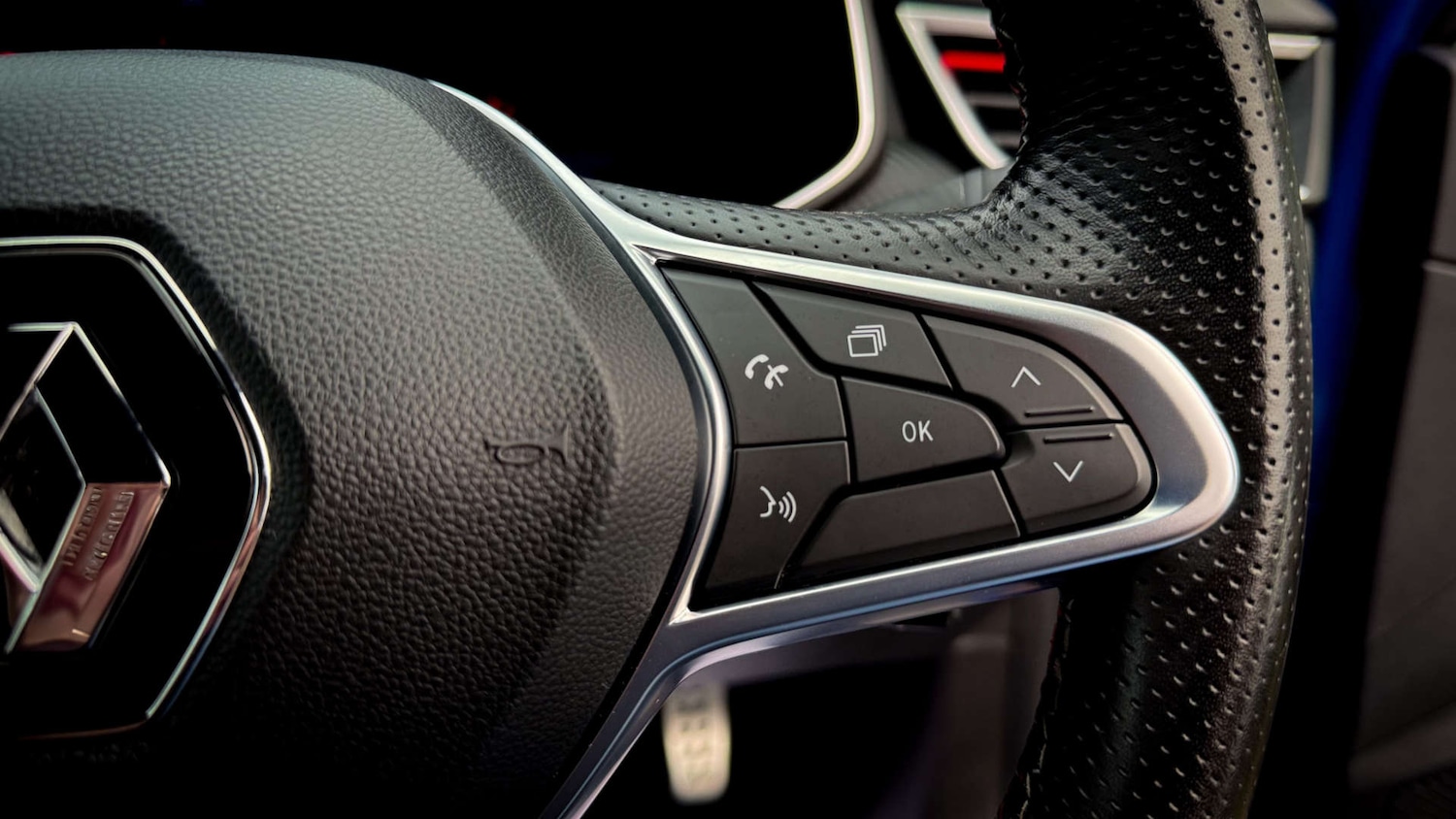 Used Renault Clio 2023 for sale - 77022293: Photo 17