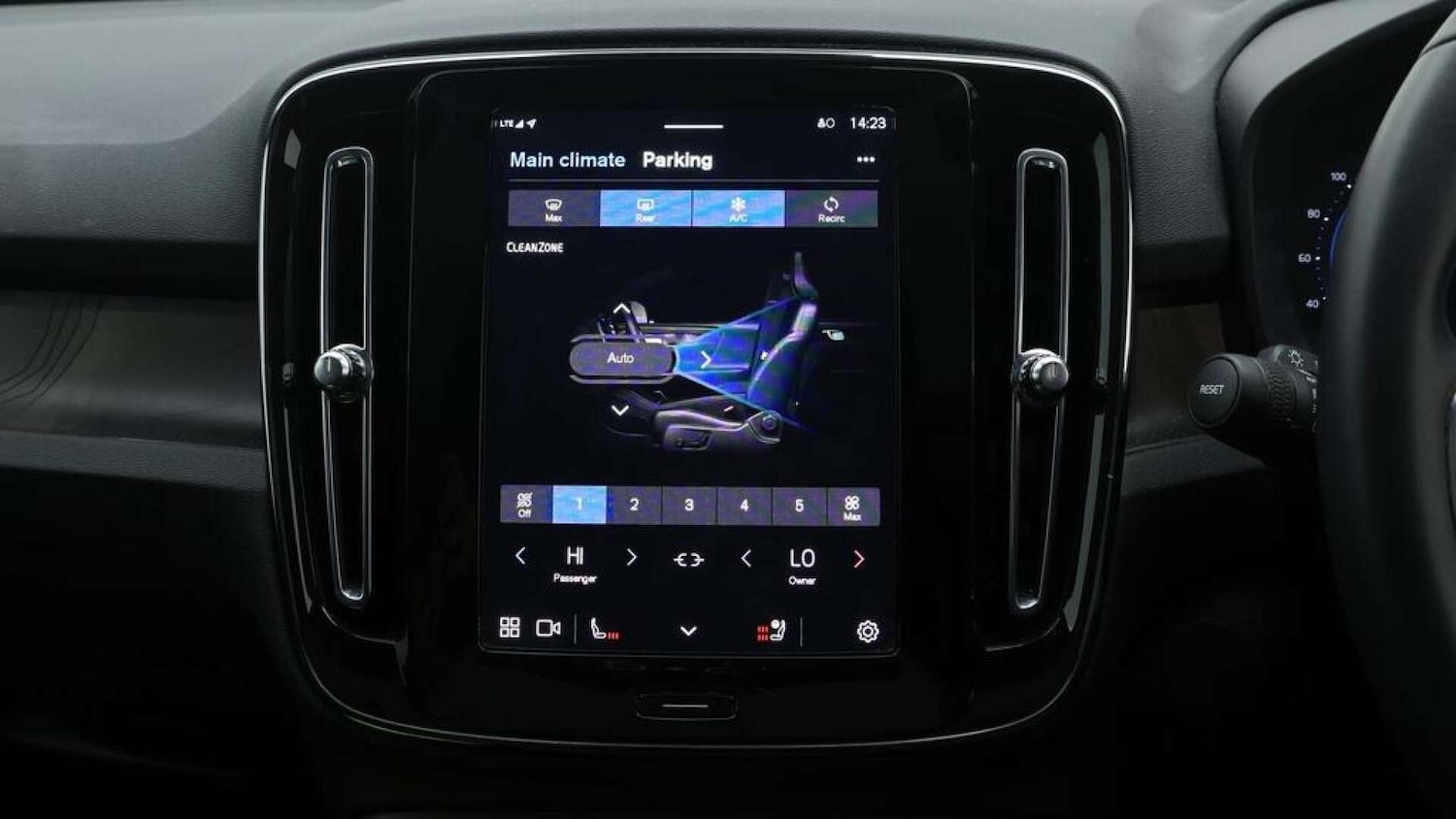 Used Volvo C40 2022 for sale - 76829980: Photo 12