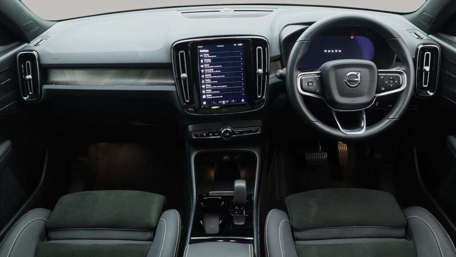 Used Volvo C40 2022 for sale - 76829980: Photo 13