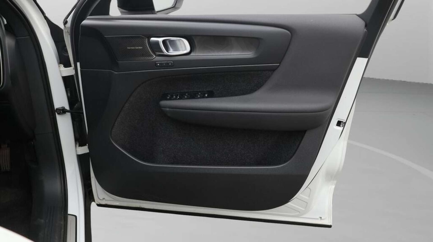 Used Volvo C40 2022 for sale - 76829980: Photo 15