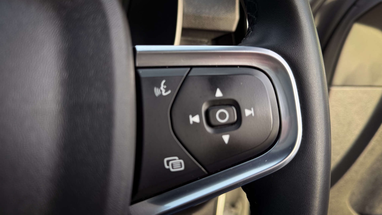 Used Volvo C40 2022 for sale - 76829980: Photo 26