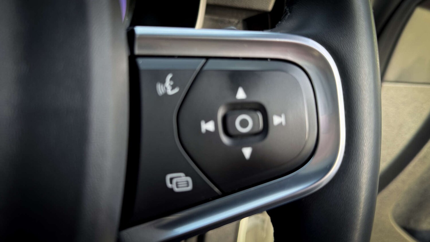 Used Volvo C40 2022 for sale - 76829980: Photo 37