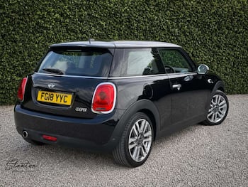Used MINI Hatch 2018 for sale - 79691506: Photo