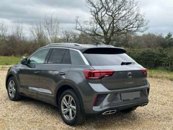 Used Volkswagen T-Roc 2023 for sale - 74836022: Photo